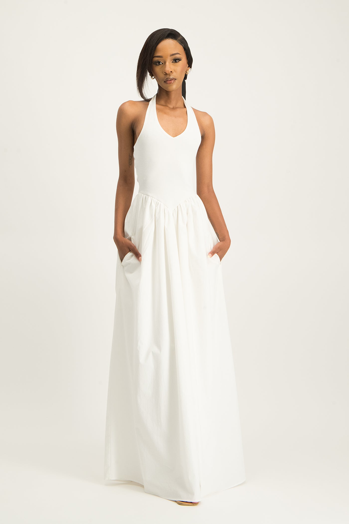 Anaya V-Shape Waistline Maxi Dress